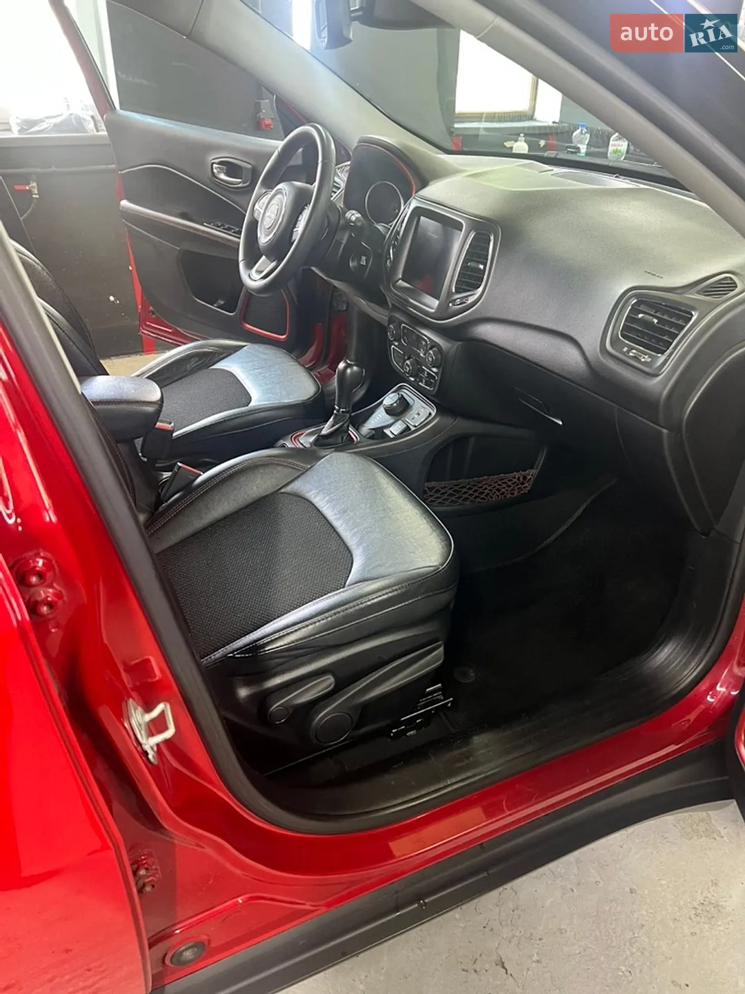 2020 Jeep Compass - мініатюра 18