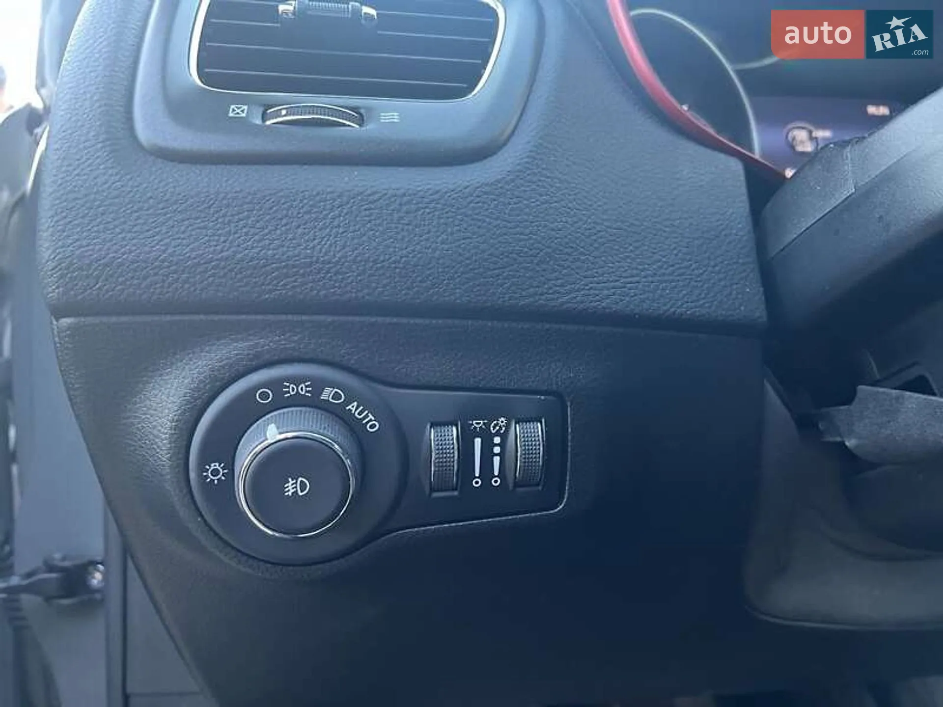 2020 Jeep Compass - мініатюра 18