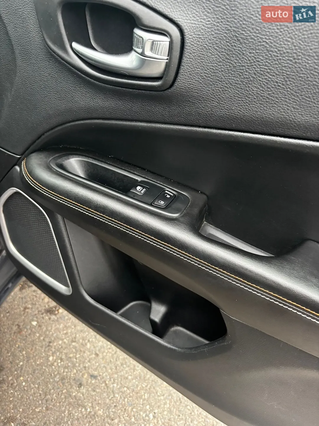 2019 Jeep Compass - мініатюра 38