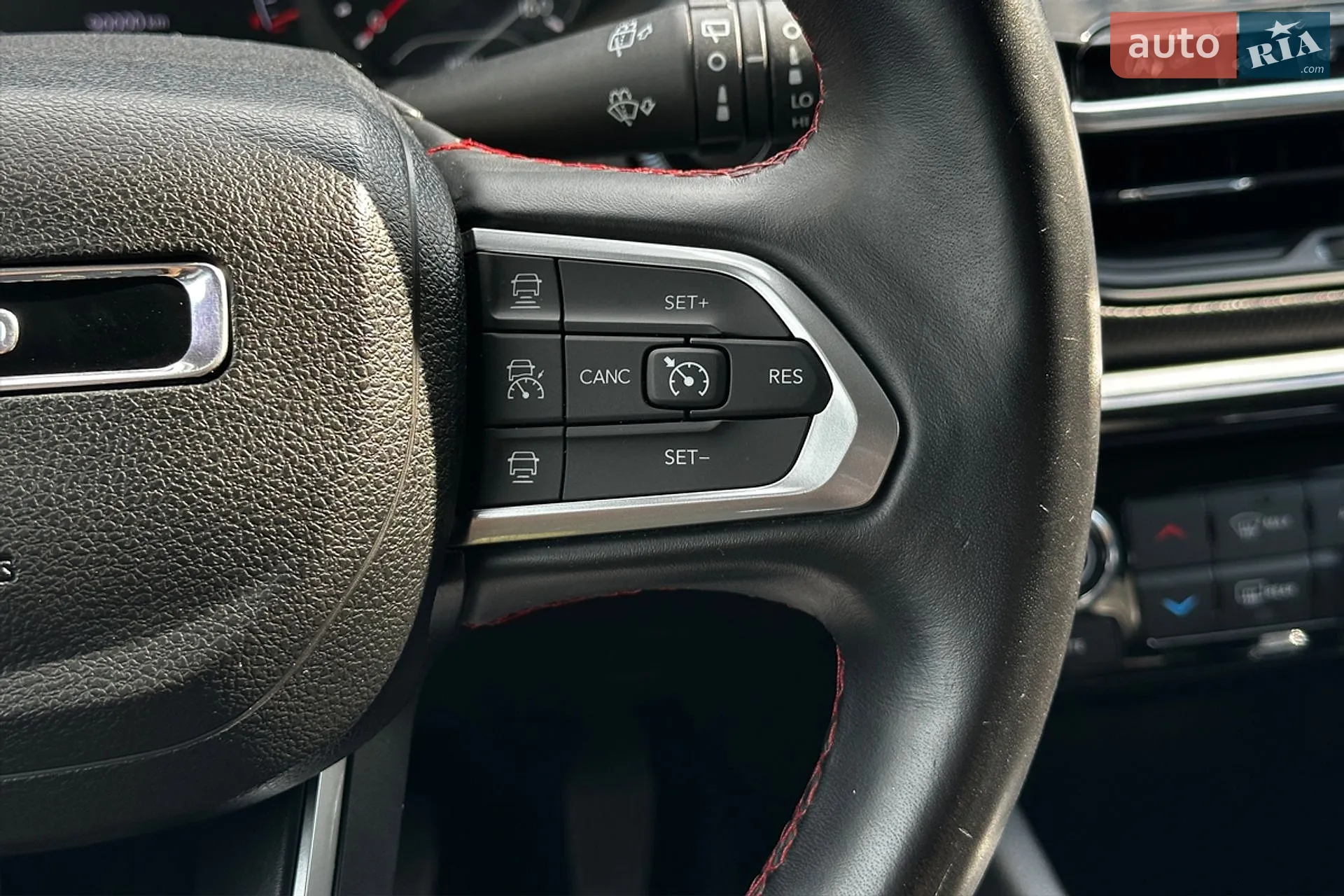 2022 Jeep Compass - мініатюра 12