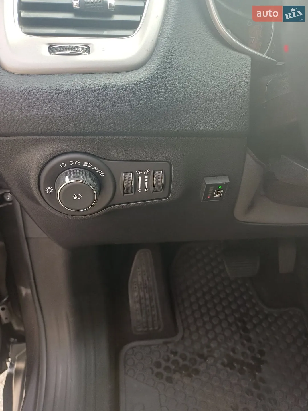 2019 Jeep Compass - мініатюра 8