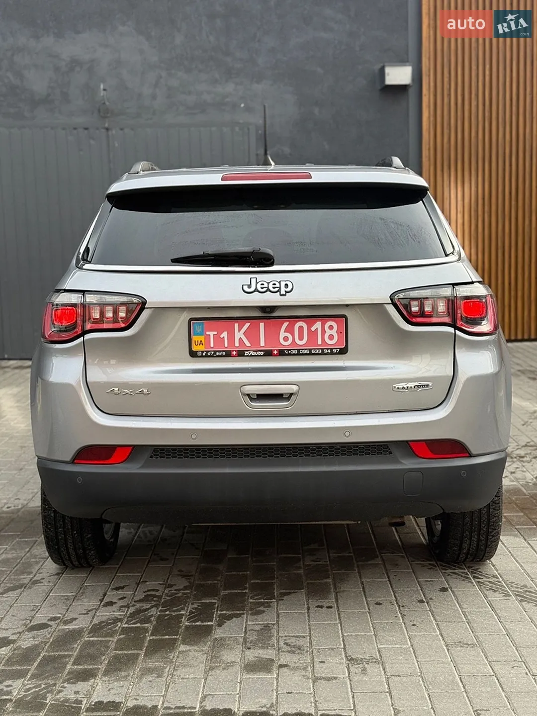 2018 Jeep Compass - мініатюра 9