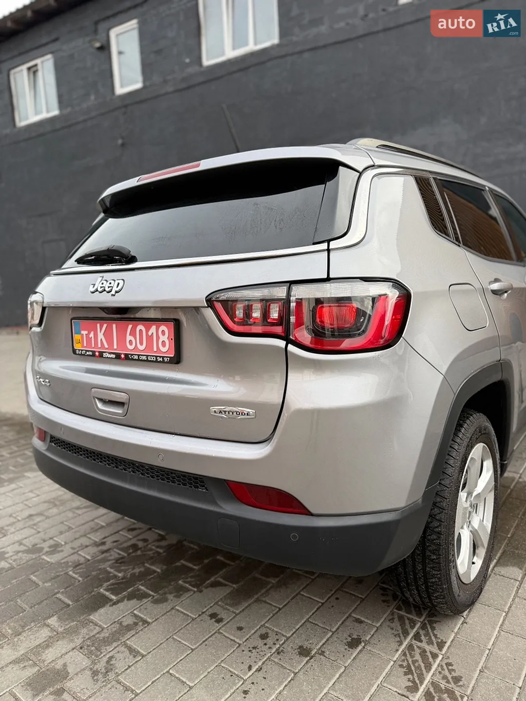 2018 Jeep Compass - мініатюра 8
