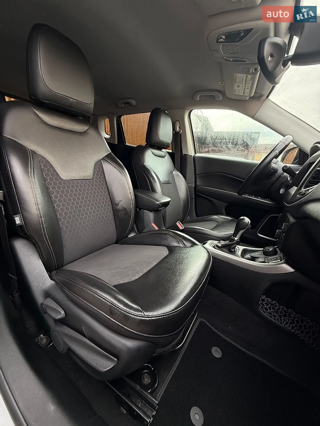 2018 Jeep Compass - мініатюра 17