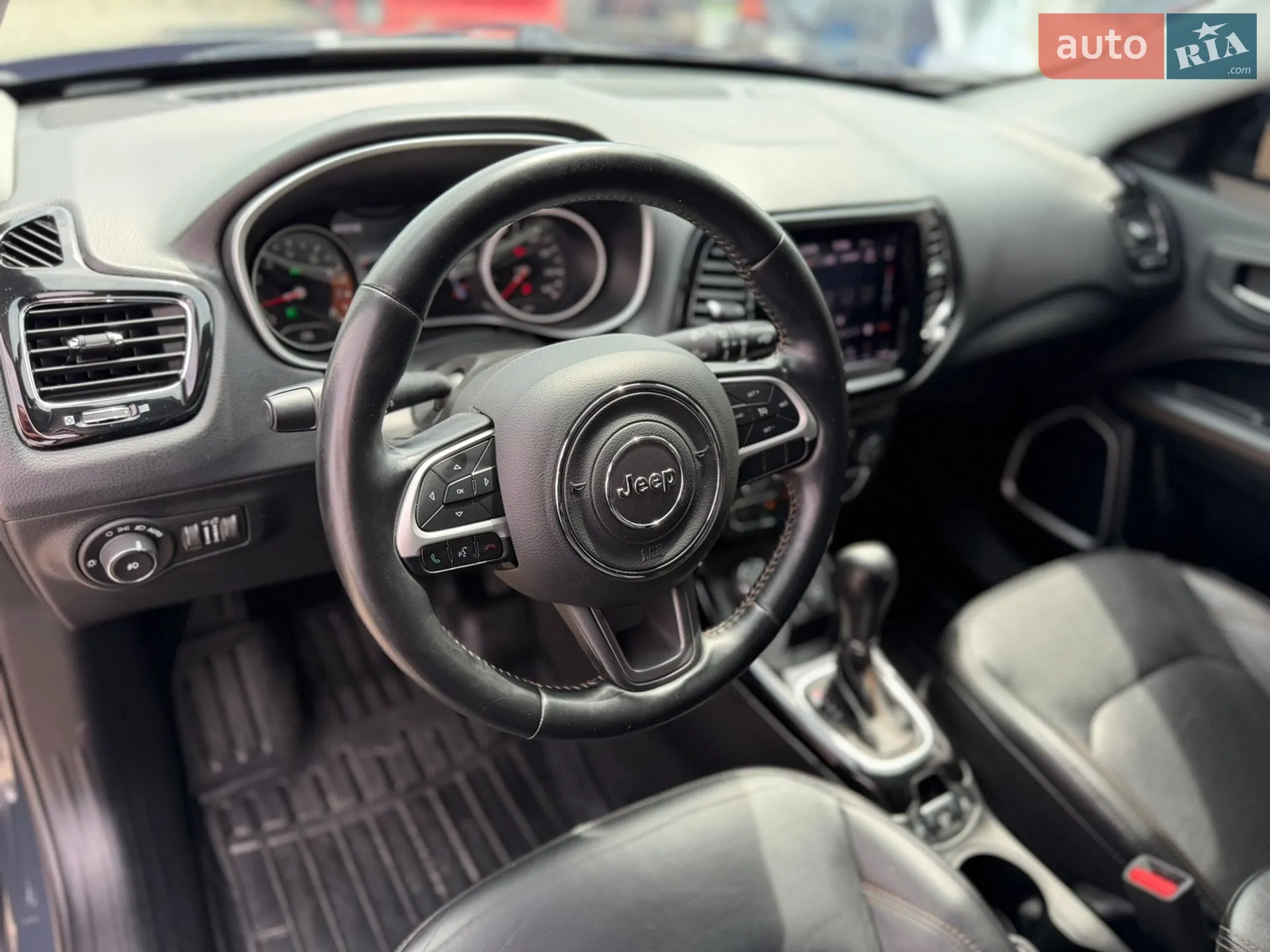 2017 Jeep Compass - мініатюра 24