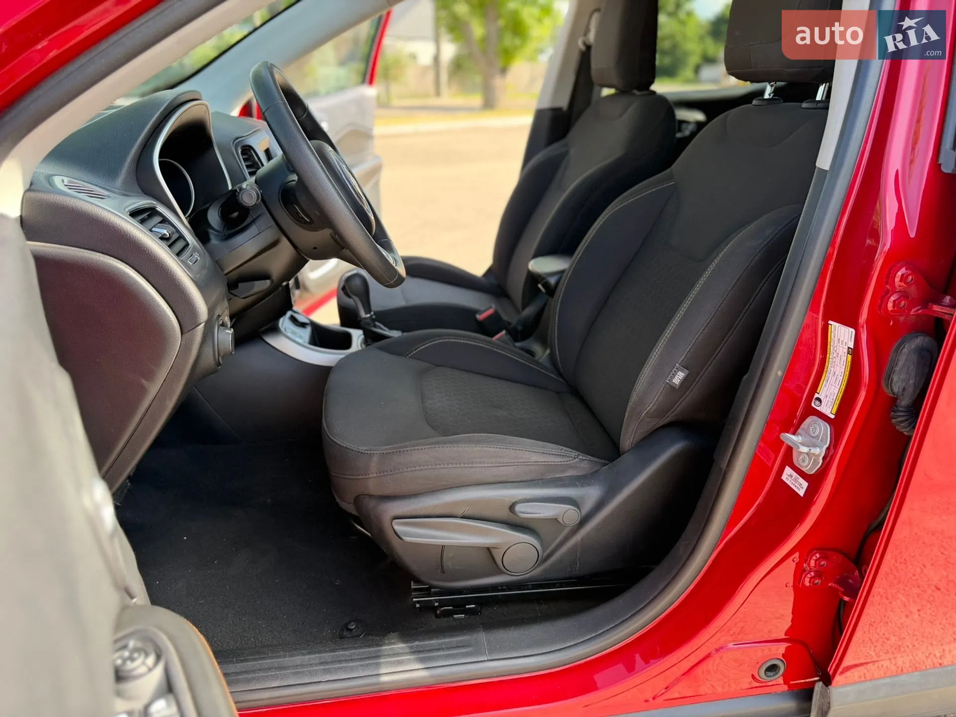 2019 Jeep Compass - мініатюра 22