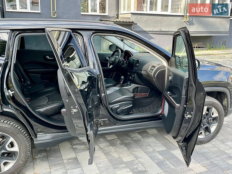 Внедорожник / Кроссовер Jeep Compass 2018 в Ахтырке