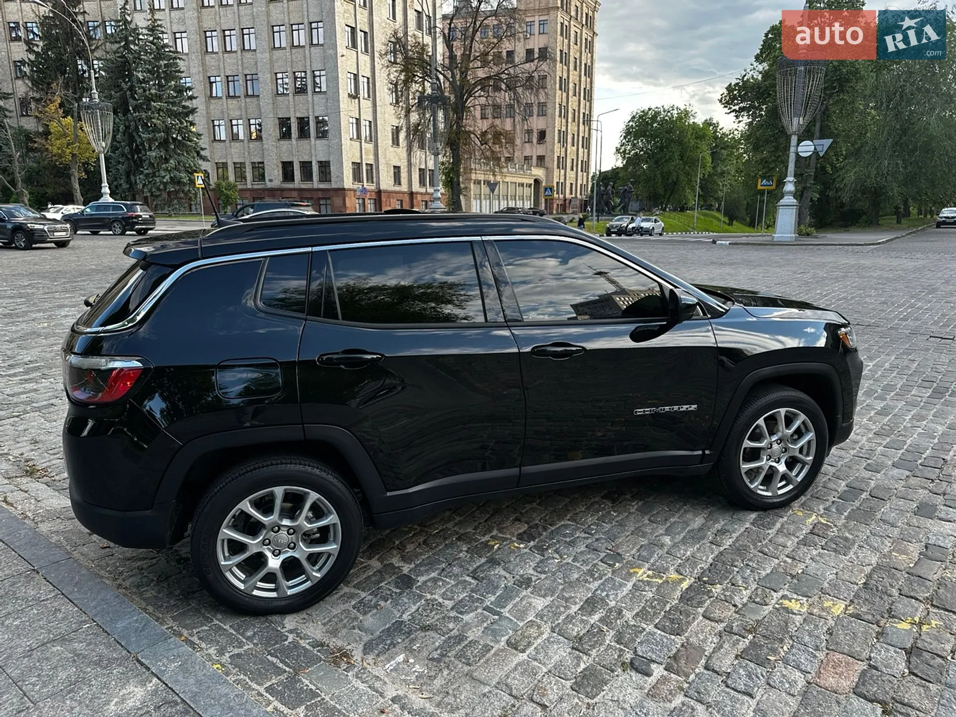 2022 Jeep Compass - мініатюра 6