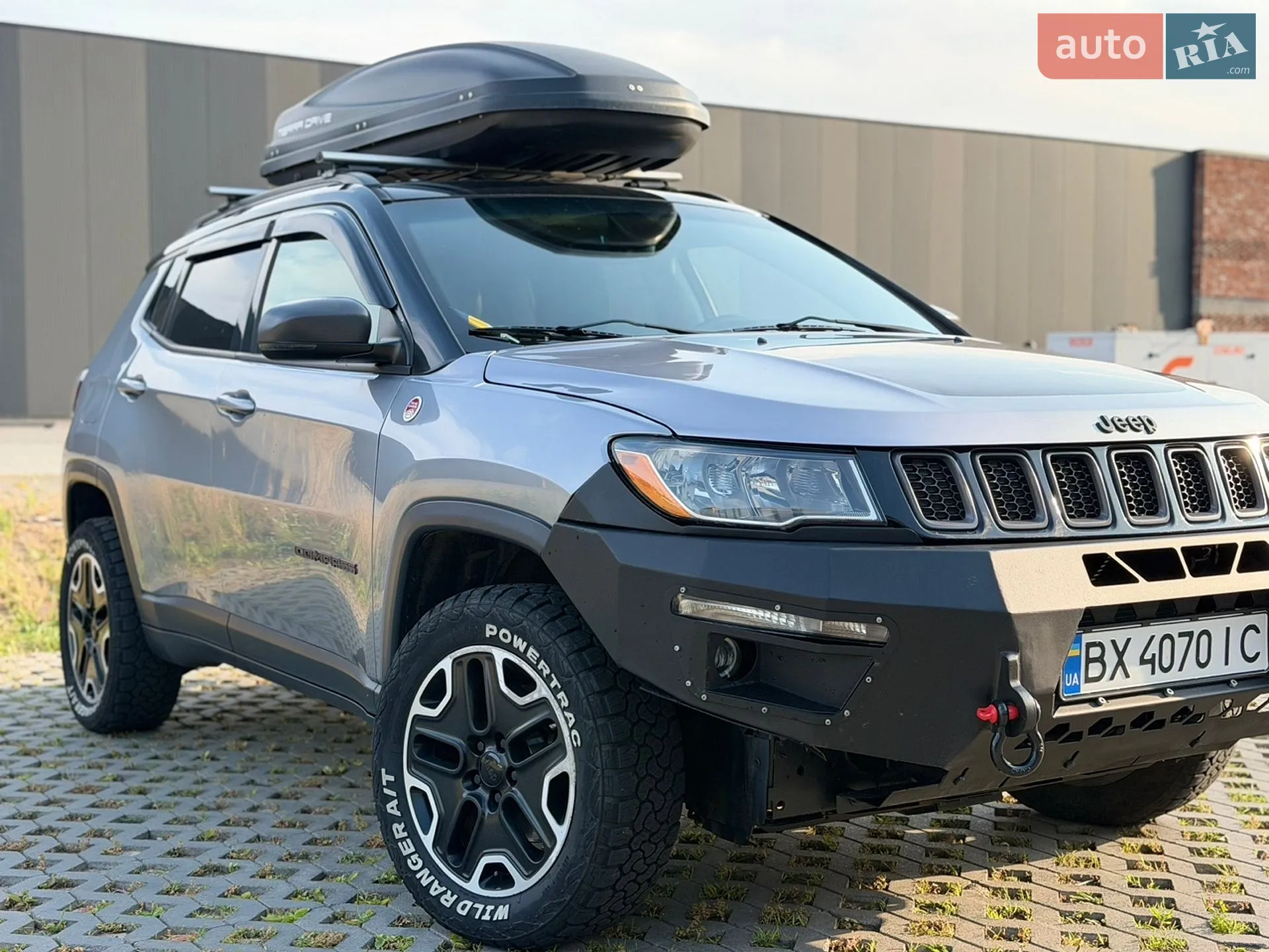 2017 Jeep Compass - мініатюра 3