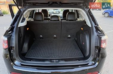 Внедорожник / Кроссовер Jeep Compass 2017 в Киеве