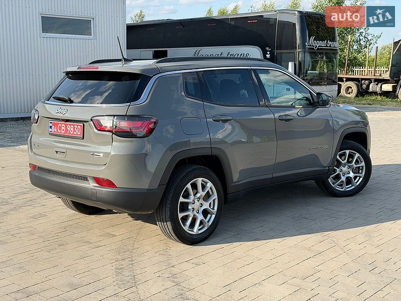 Внедорожник / Кроссовер Jeep Compass 2023 в Калуше