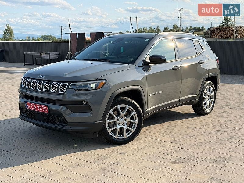 Внедорожник / Кроссовер Jeep Compass 2023 в Калуше