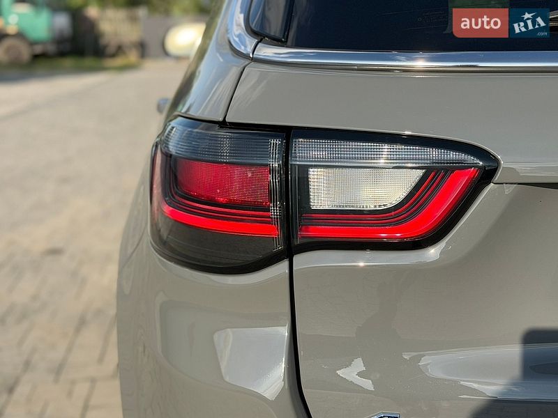 Внедорожник / Кроссовер Jeep Compass 2023 в Калуше