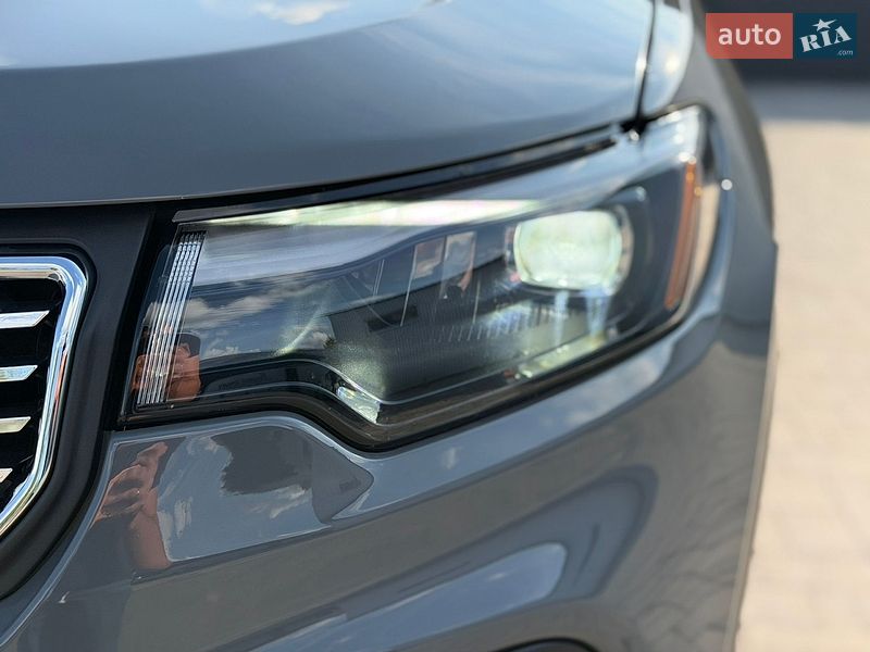 Внедорожник / Кроссовер Jeep Compass 2023 в Калуше