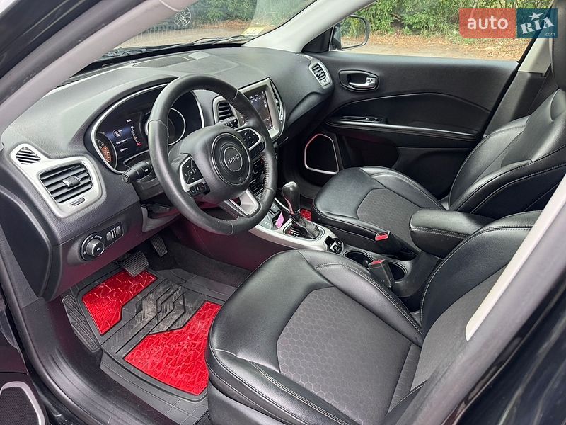 Позашляховик / Кросовер Jeep Compass 2017 в Рівному