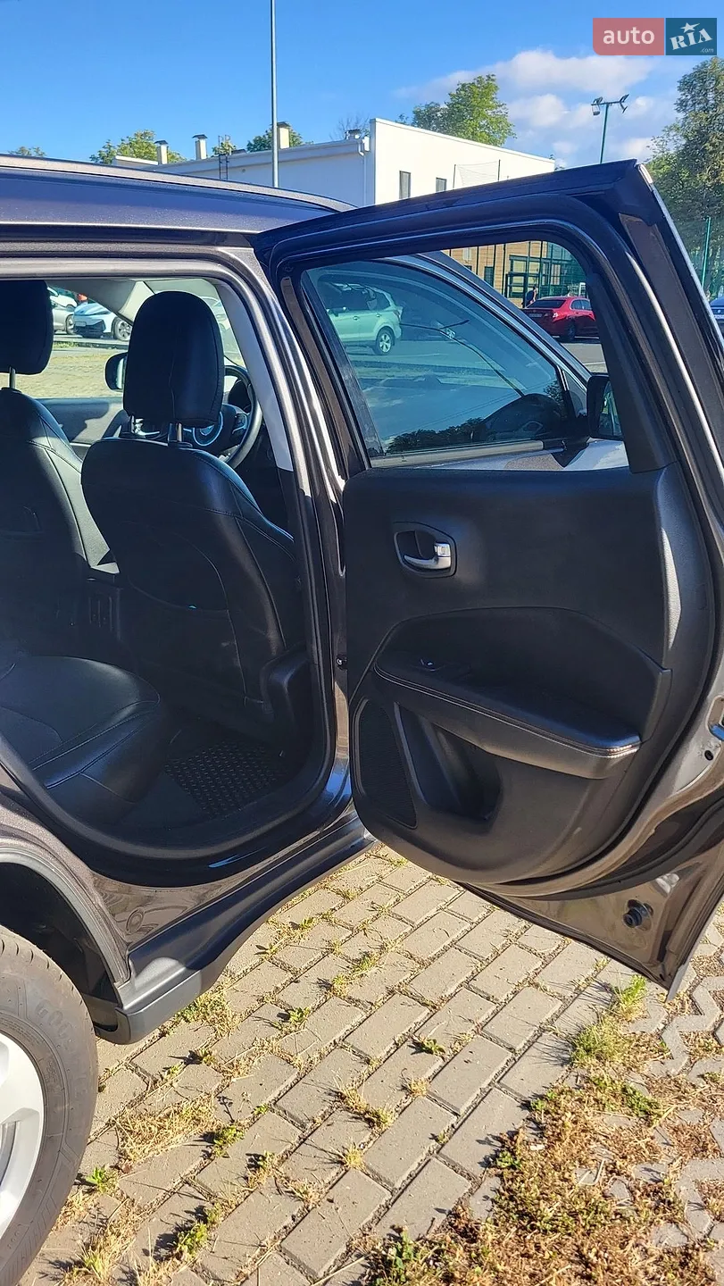 2019 Jeep Compass - мініатюра 5