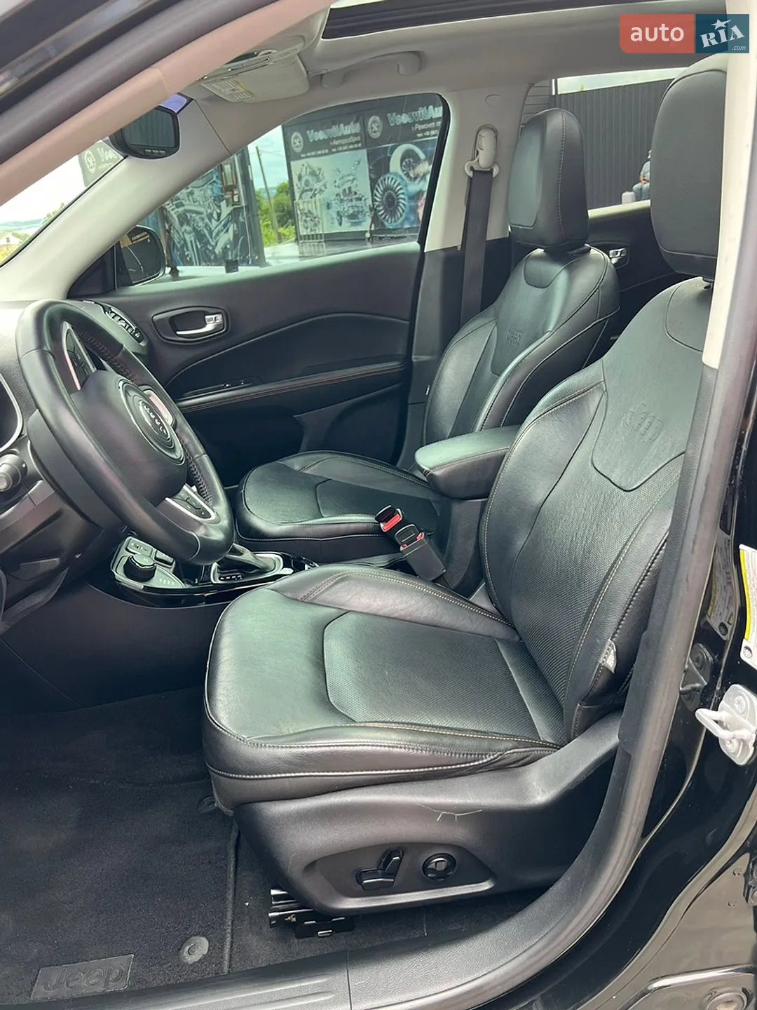 2017 Jeep Compass - мініатюра 25
