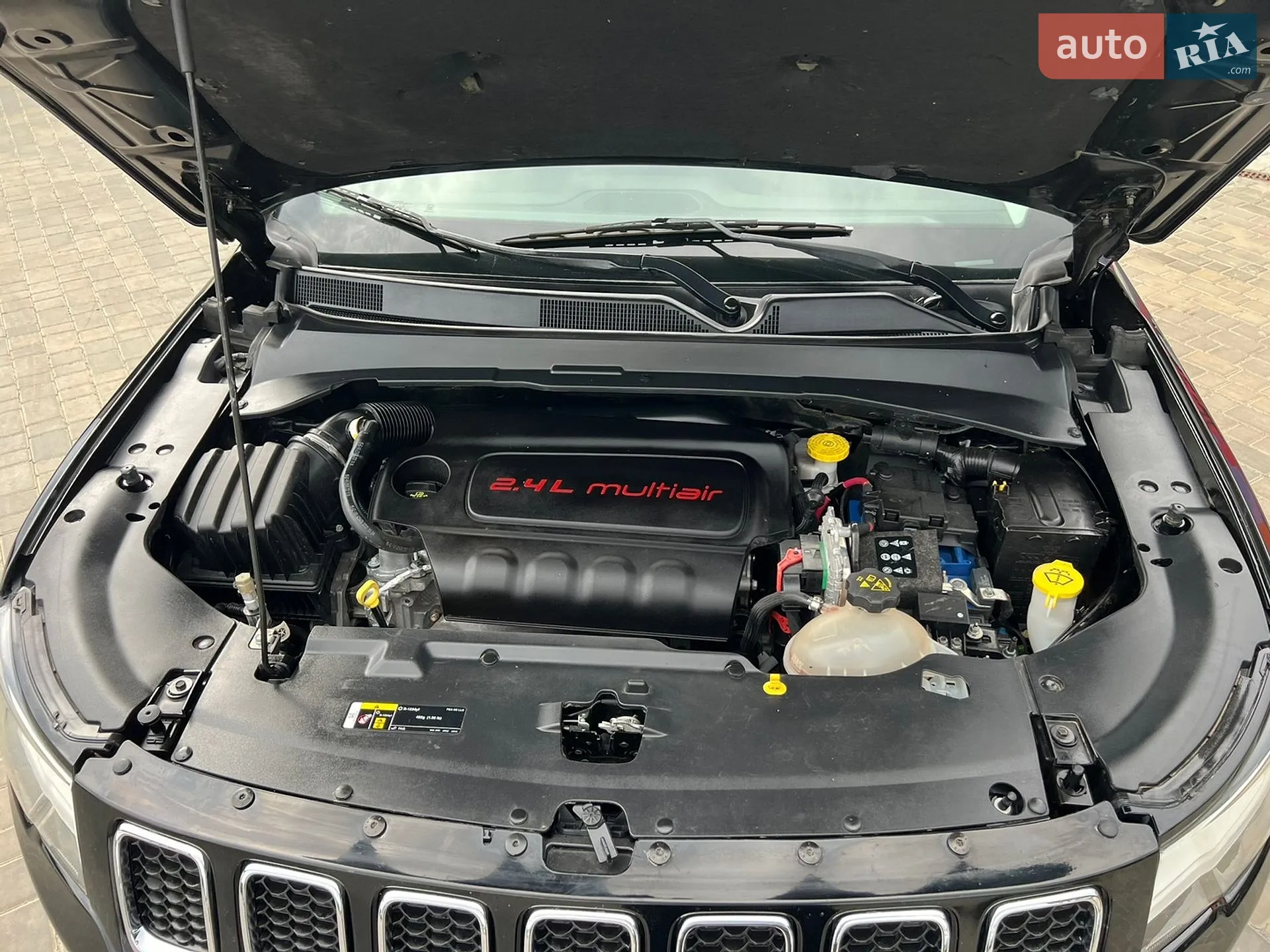 2017 Jeep Compass - мініатюра 40