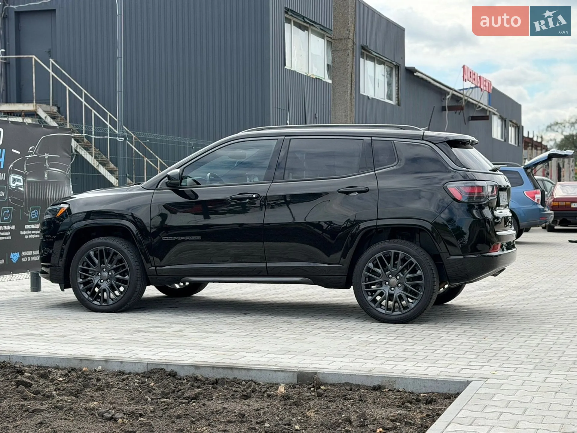 2022 Jeep Compass - мініатюра 18