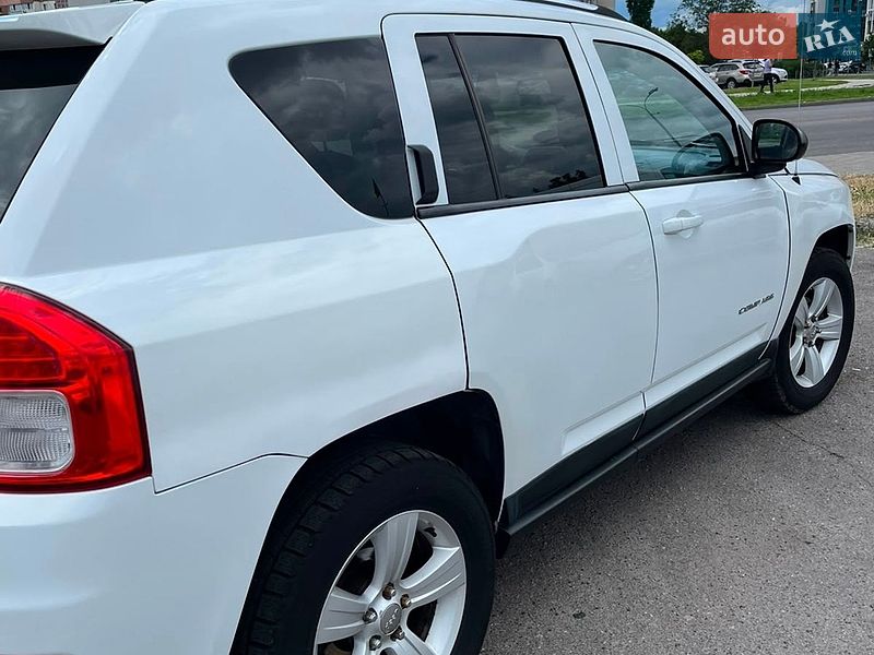 Позашляховик / Кросовер Jeep Compass 2011 в Черкасах