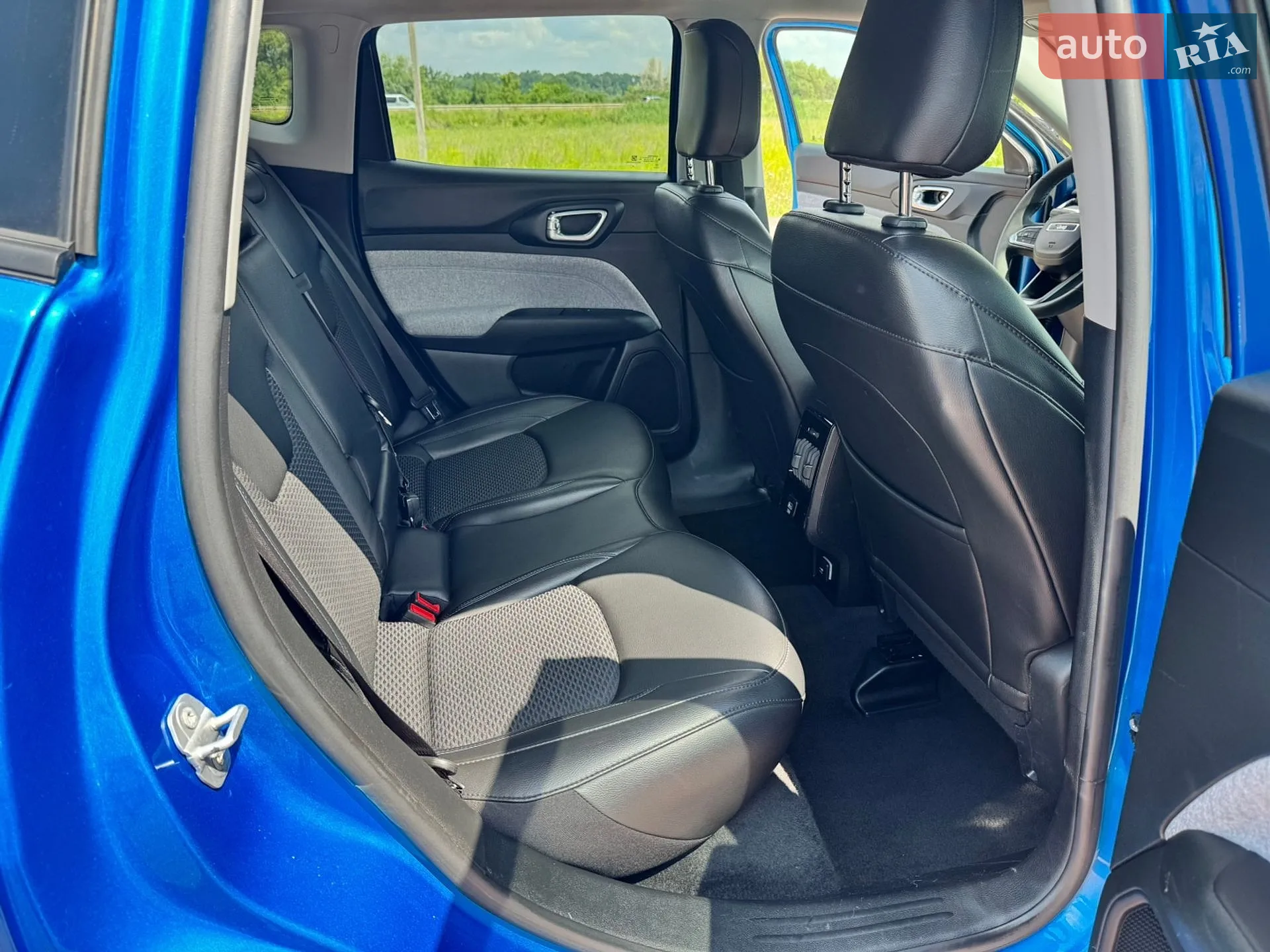 2022 Jeep Compass - мініатюра 33