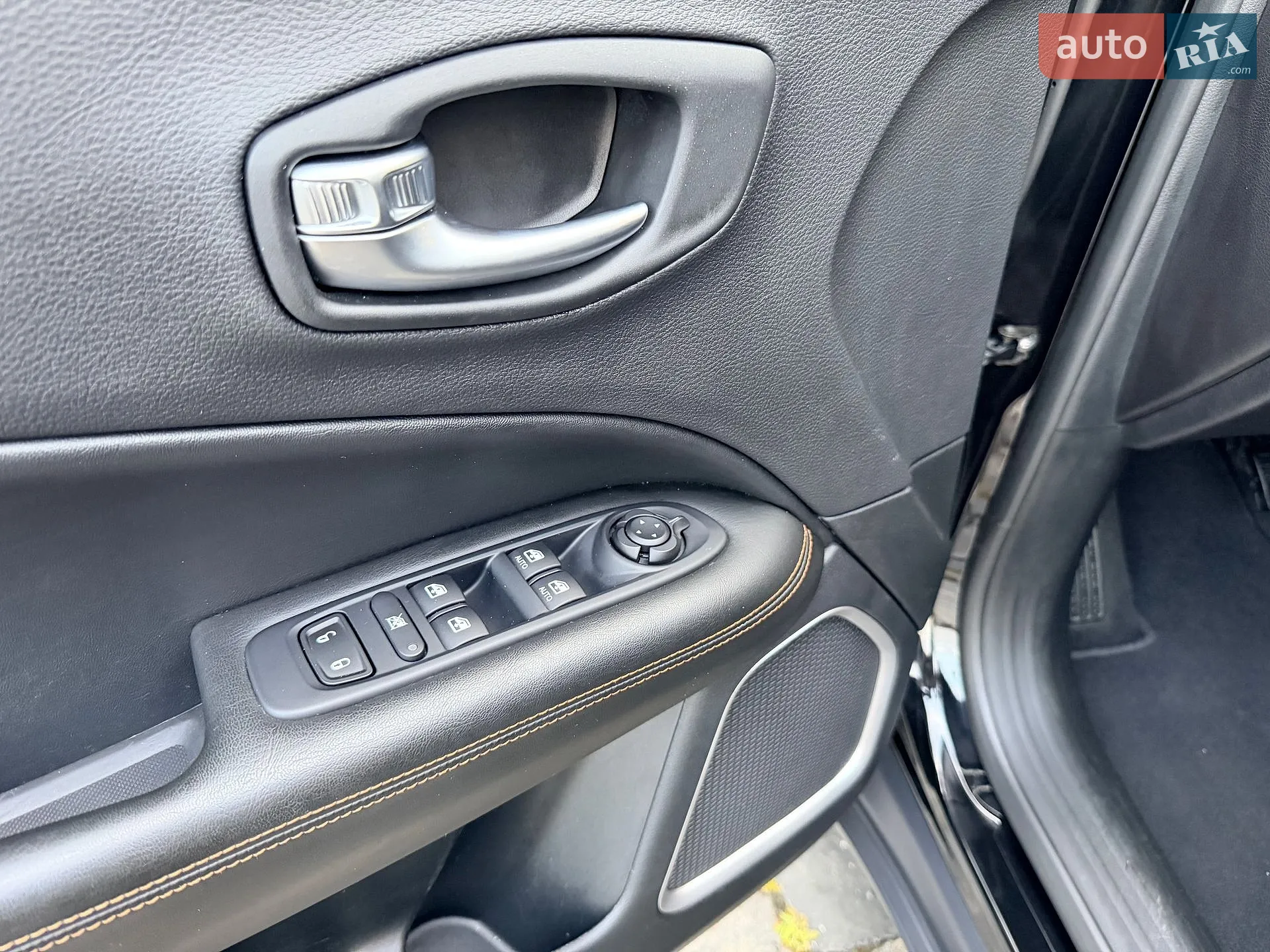 2020 Jeep Compass - мініатюра 86