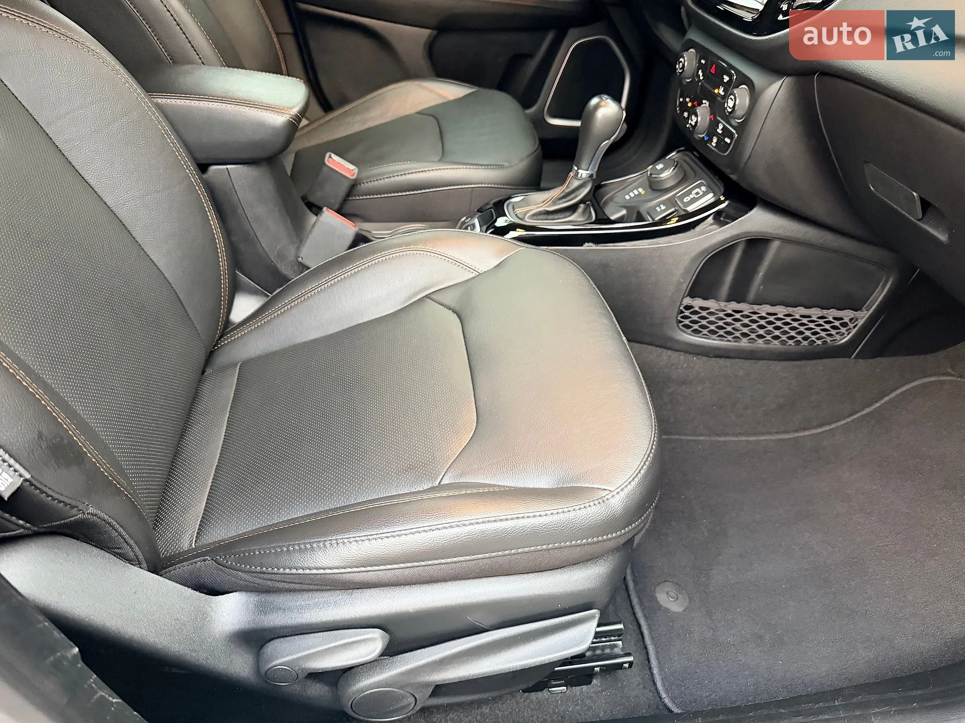 2020 Jeep Compass - мініатюра 126