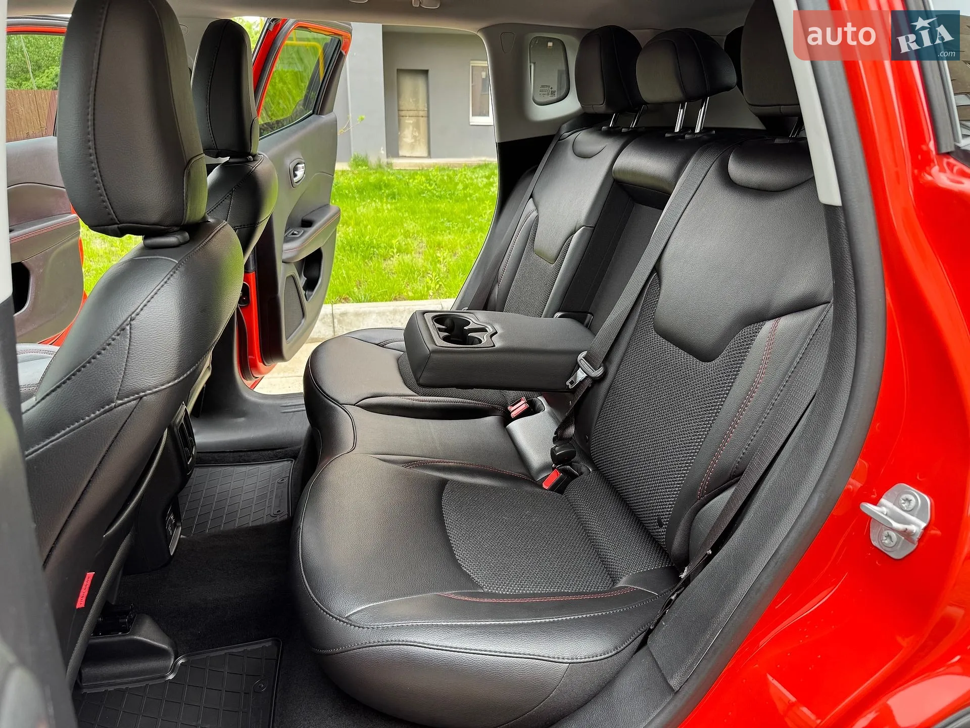2019 Jeep Compass - мініатюра 36