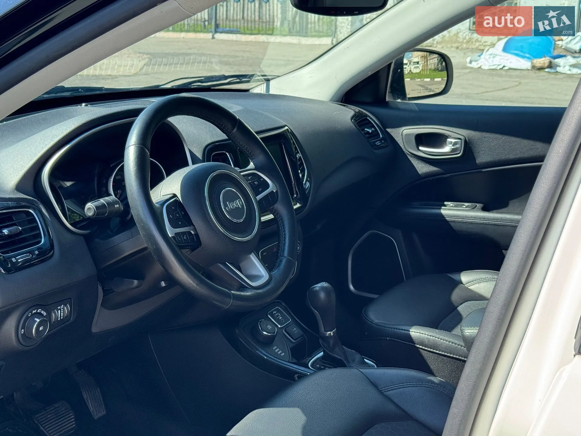 2019 Jeep Compass - мініатюра 76