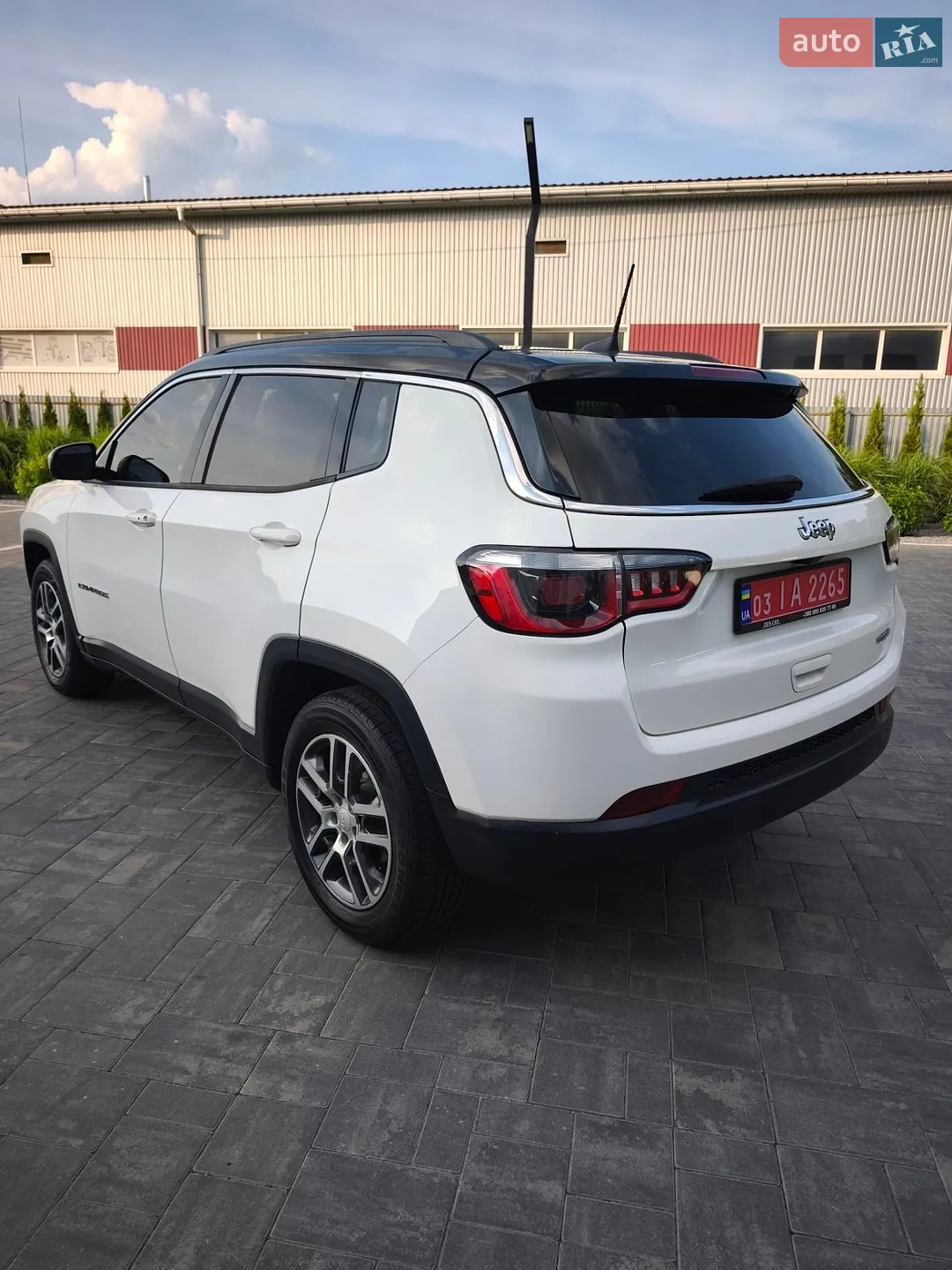 2018 Jeep Compass - мініатюра 13