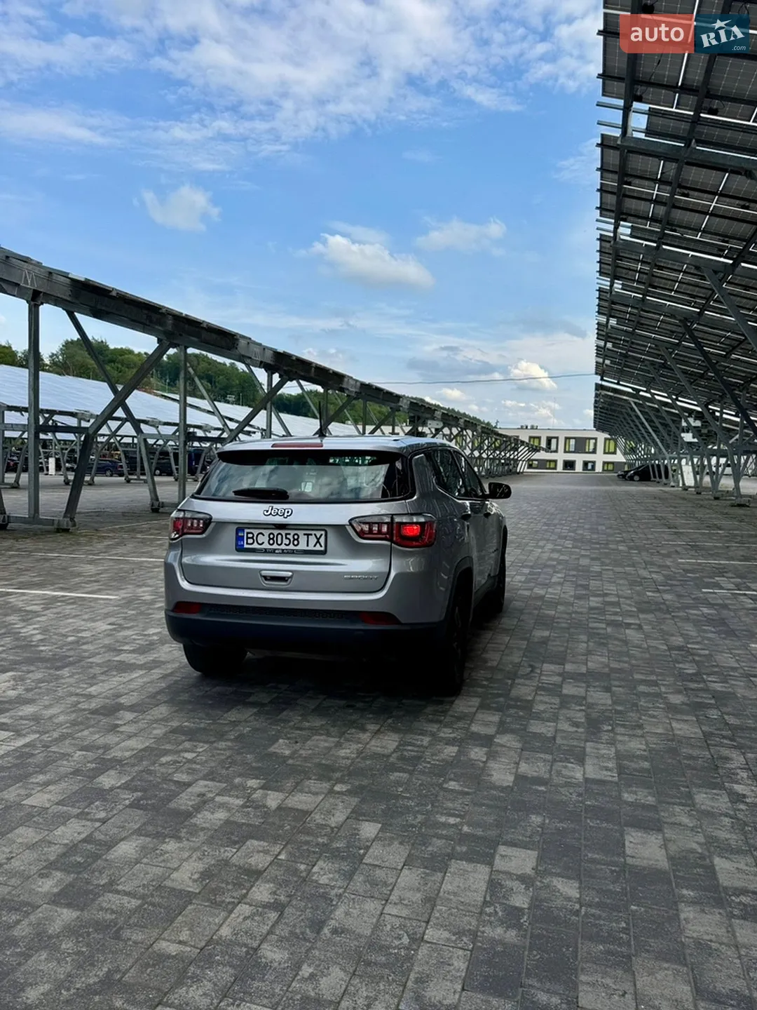 2018 Jeep Compass - мініатюра 12