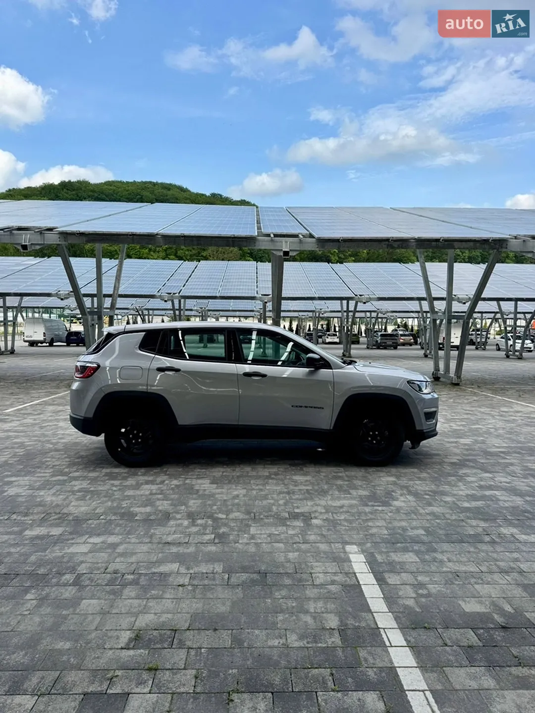 2018 Jeep Compass - мініатюра 16