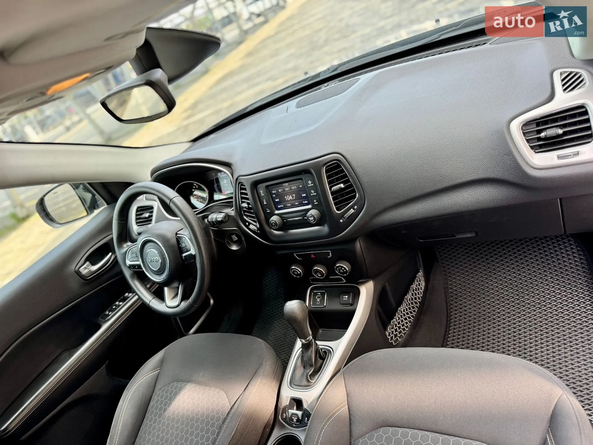2018 Jeep Compass - мініатюра 19