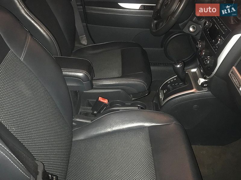 Позашляховик / Кросовер Jeep Compass 2012 в Києві