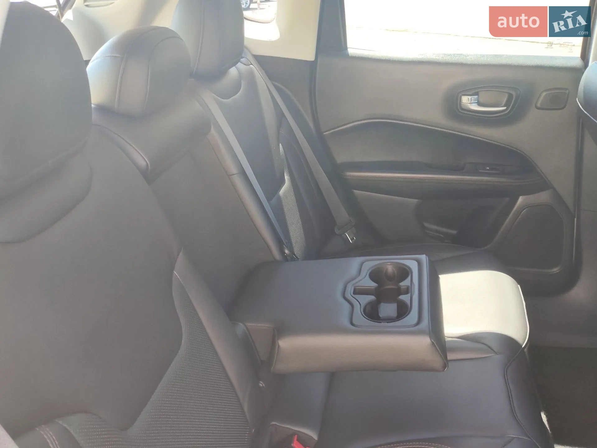 2018 Jeep Compass - мініатюра 20