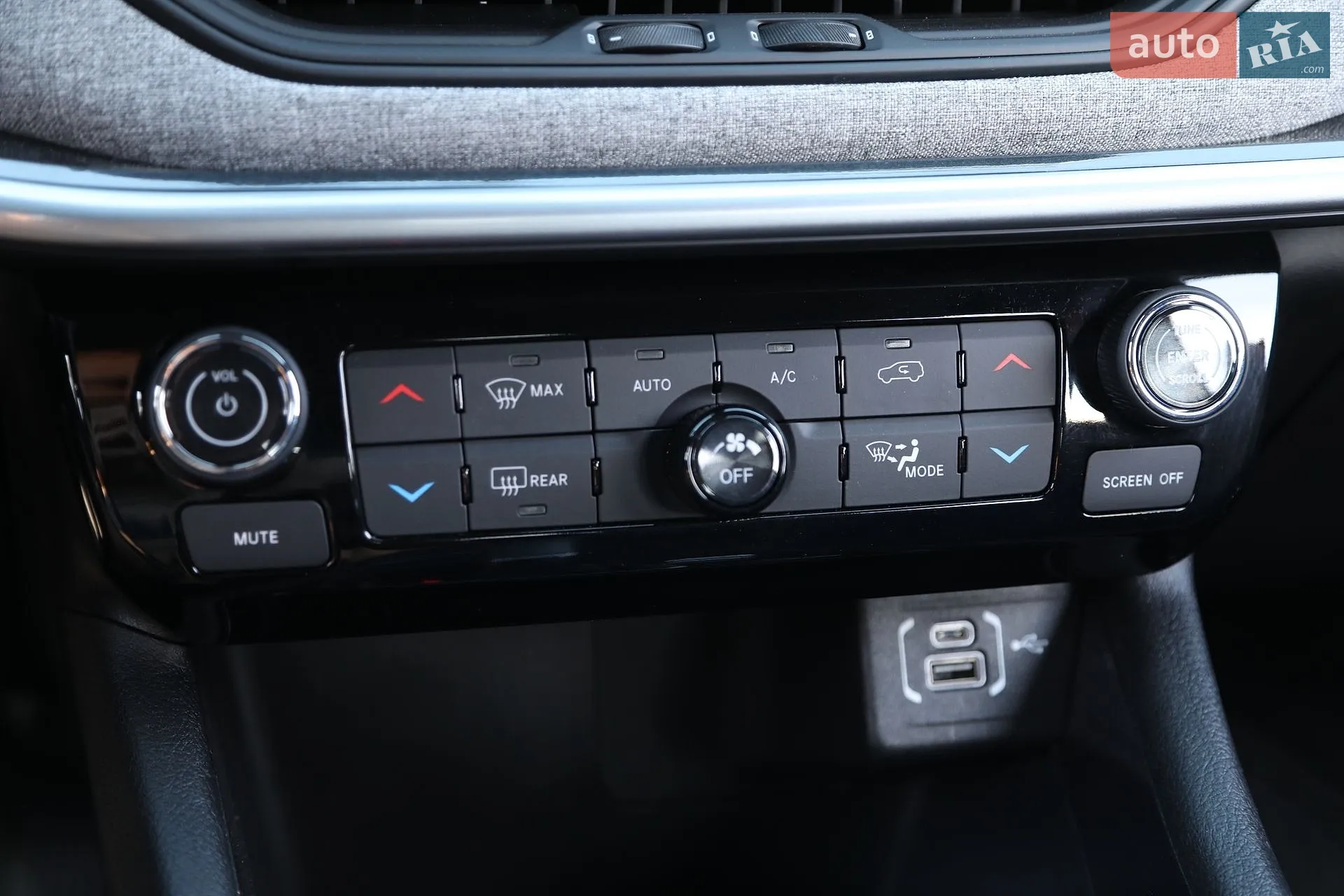 2025 Jeep Compass - мініатюра 23