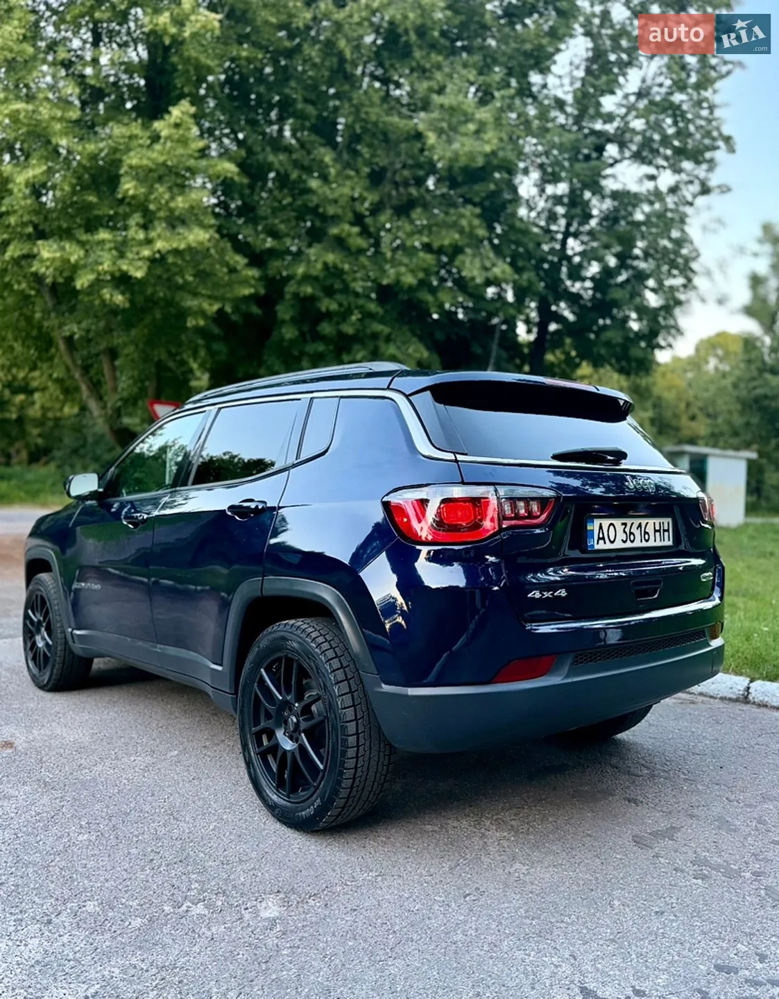 2017 Jeep Compass - мініатюра 4
