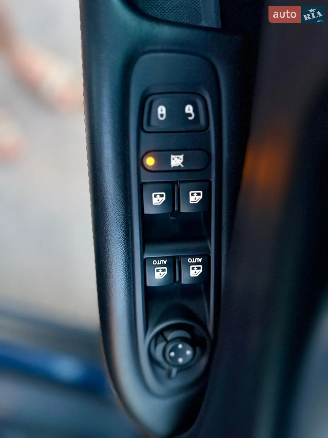 2017 Jeep Compass - мініатюра 19