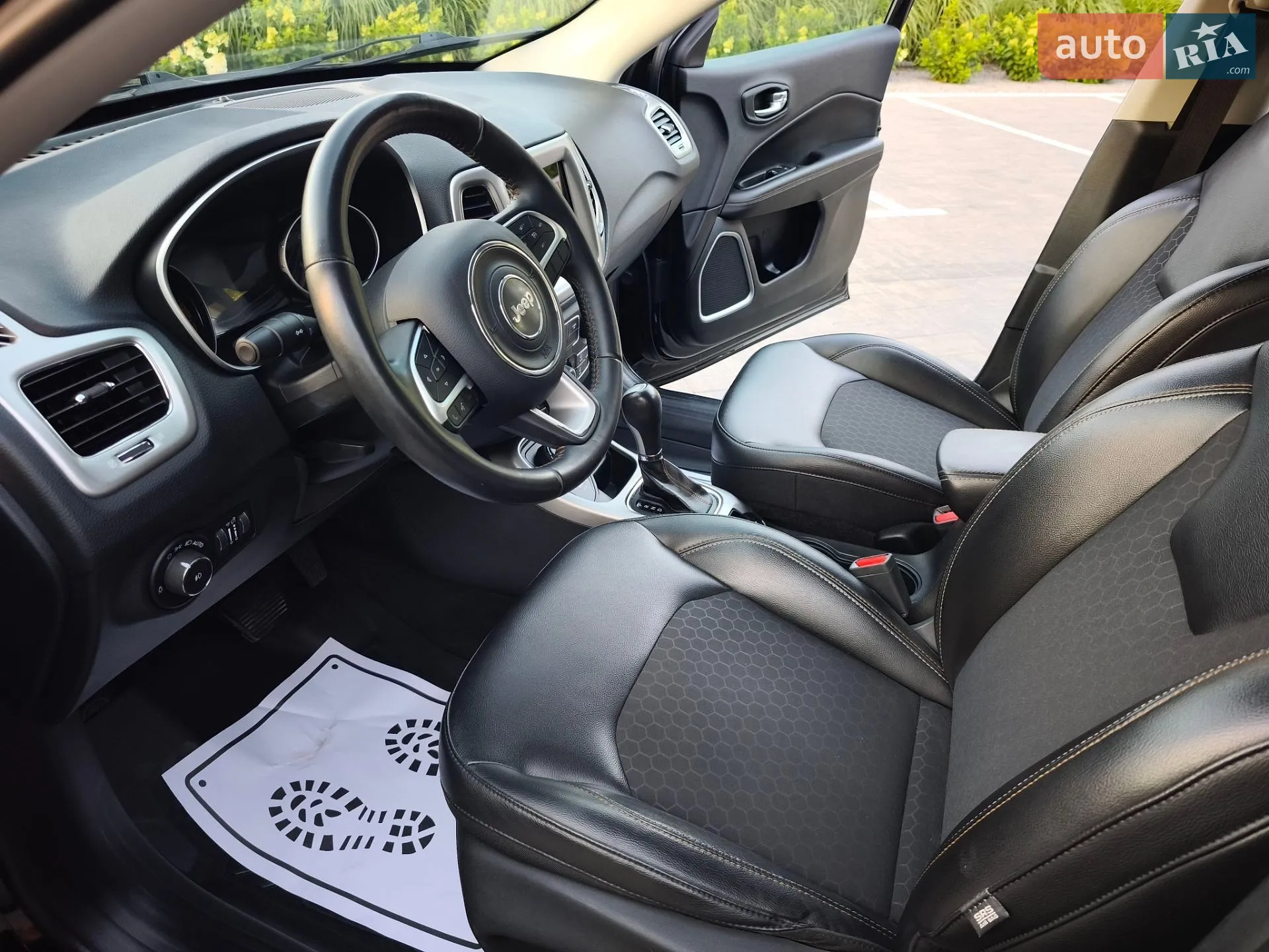 2019 Jeep Compass - мініатюра 32