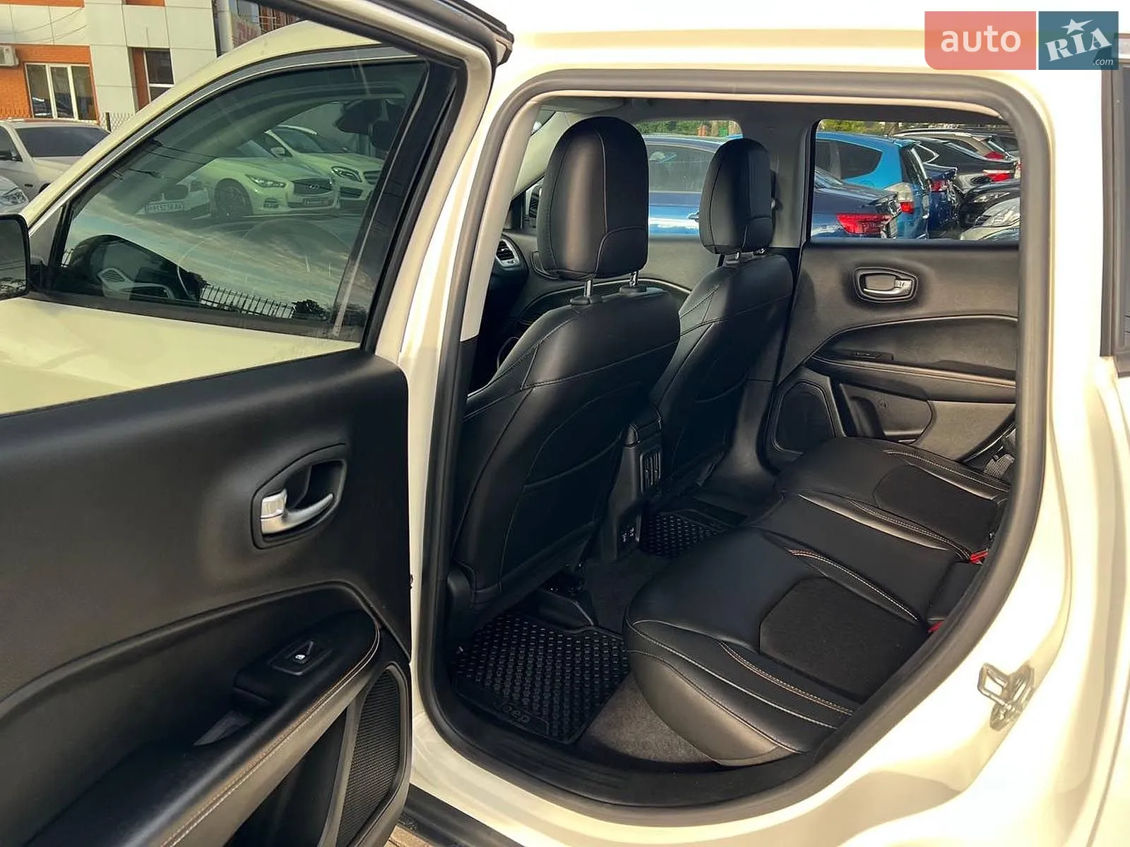 2018 Jeep Compass - мініатюра 25