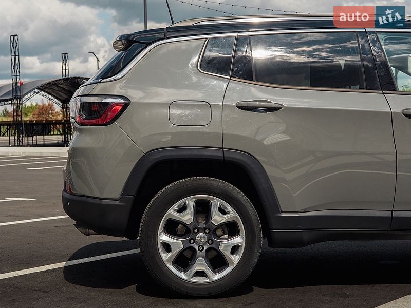 Внедорожник / Кроссовер Jeep Compass 2020 в Ровно