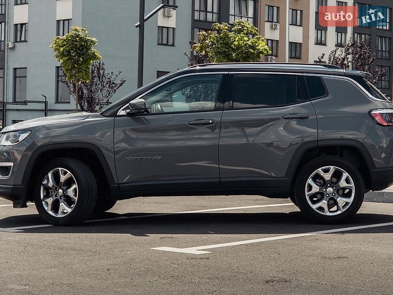 Внедорожник / Кроссовер Jeep Compass 2020 в Ровно
