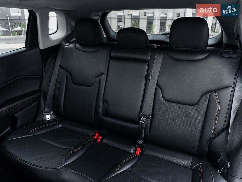 Внедорожник / Кроссовер Jeep Compass 2020 в Ровно