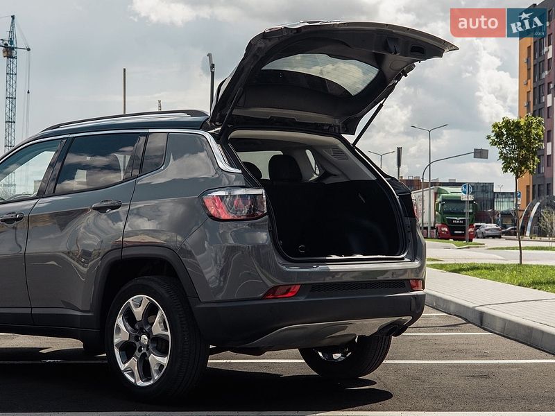 Внедорожник / Кроссовер Jeep Compass 2020 в Ровно