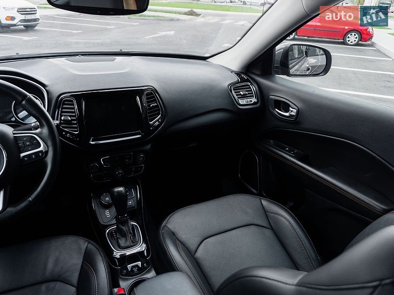 Внедорожник / Кроссовер Jeep Compass 2020 в Ровно
