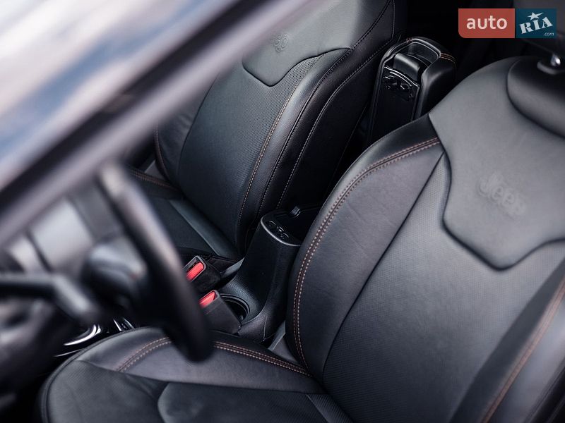 Внедорожник / Кроссовер Jeep Compass 2020 в Ровно
