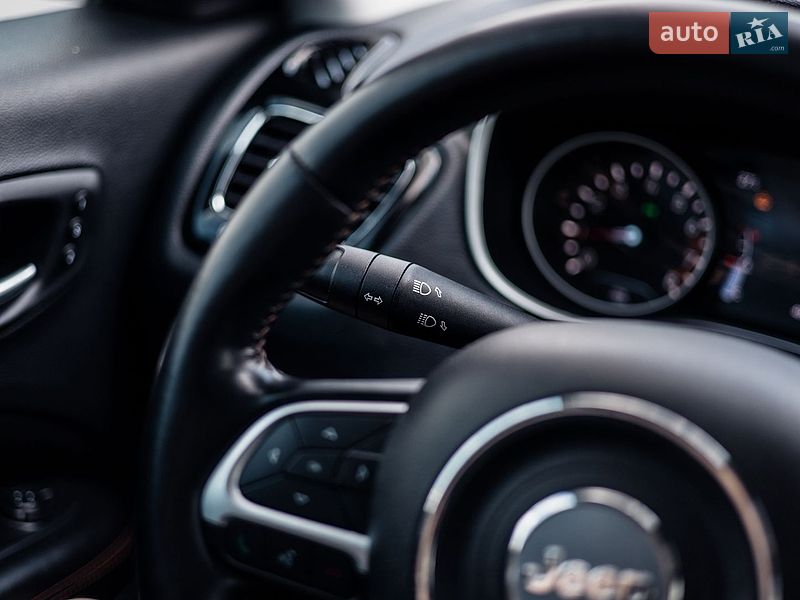 Внедорожник / Кроссовер Jeep Compass 2020 в Ровно