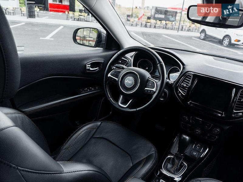 Внедорожник / Кроссовер Jeep Compass 2020 в Ровно