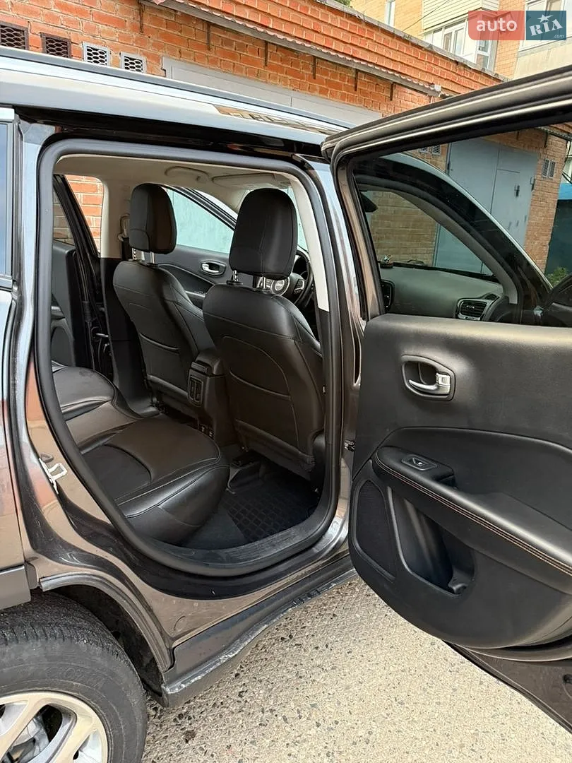 2021 Jeep Compass - мініатюра 4