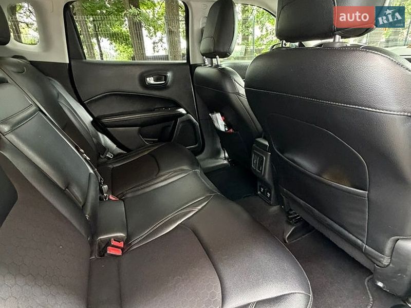Позашляховик / Кросовер Jeep Compass 2017 в Чернігові